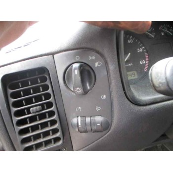 volkswagen polo berlina (6n1) del año 1997