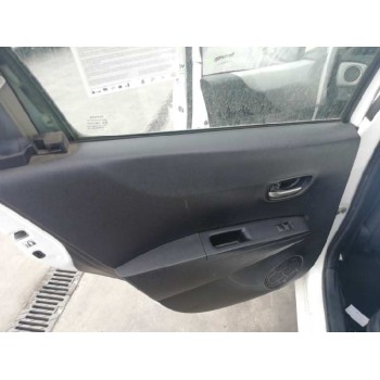 toyota yaris del año 2014