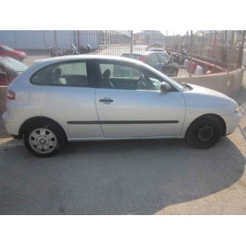 seat ibiza (6l1) del año 2002