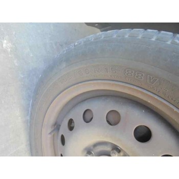 ford focus berlina (cak) del año 2004