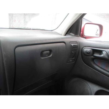 volkswagen polo berlina (6n1) del año 1997