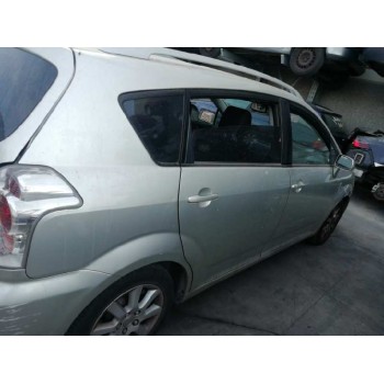 toyota corolla verso (r1) del año 2004