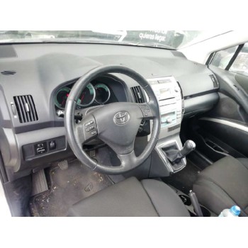 toyota corolla verso (r1) del año 2004