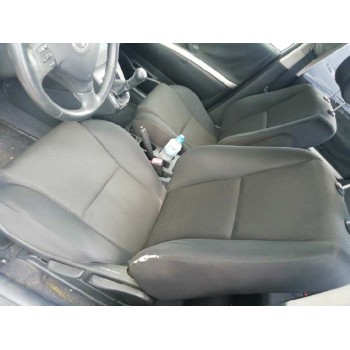 toyota corolla verso (r1) del año 2004