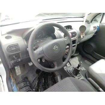 opel corsa c del año 2002