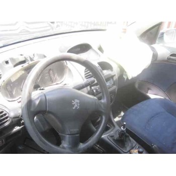 peugeot 206 berlina del año 2002