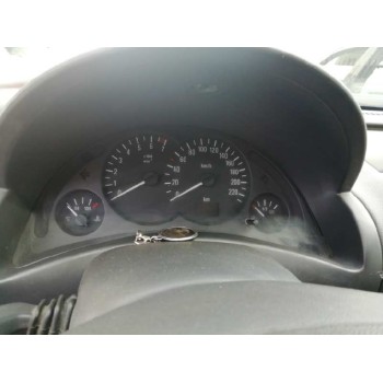 opel corsa c del año 2002