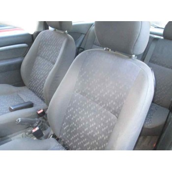 ford focus berlina (cak) del año 1999