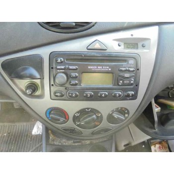 ford focus berlina (cak) del año 2004