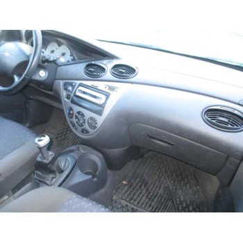 ford focus berlina (cak) del año 1999