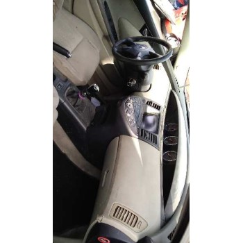 nissan primera berlina (p12) del año 2003