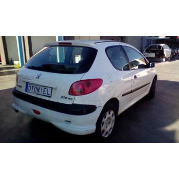 peugeot 206 berlina del año 2004