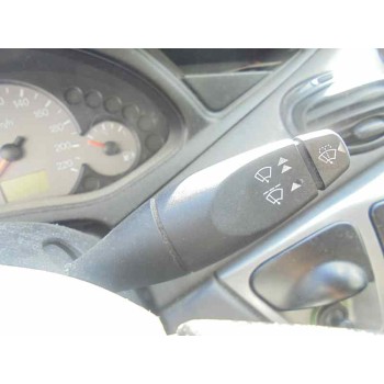 ford focus berlina (cak) del año 2004