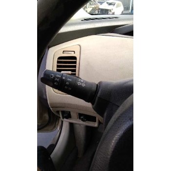 nissan primera berlina (p12) del año 2003