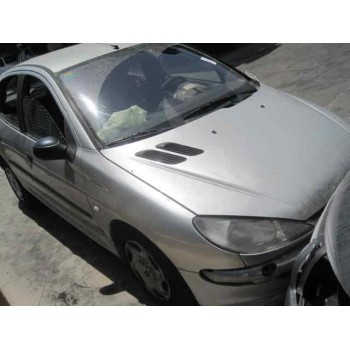peugeot 206 berlina del año 2002