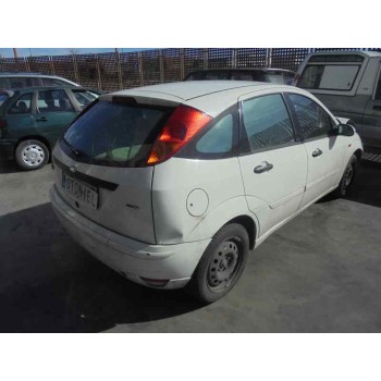 ford focus berlina (cak) del año 2004