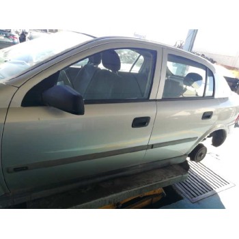 opel astra g berlina del año 1999