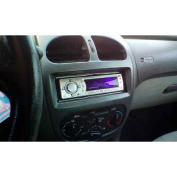 peugeot 206 berlina del año 2004