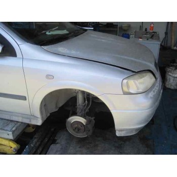 opel astra g berlina del año 2002