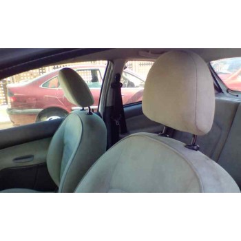 peugeot 206 berlina del año 2004