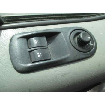 renault trafic combi (ab 4.01) del año 2004