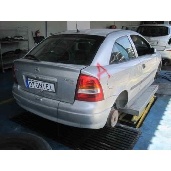 opel astra g berlina del año 2002