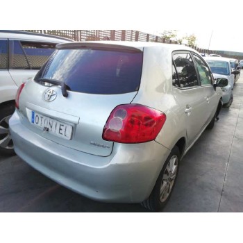 toyota auris del año 2007