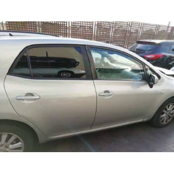 toyota auris del año 2007