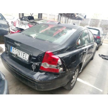 volvo s40 berlina del año 2005