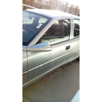 opel vectra b berlina del año 1999