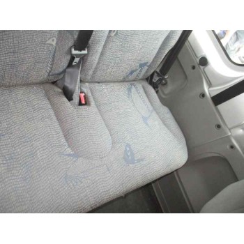 renault trafic combi (ab 4.01) del año 2004