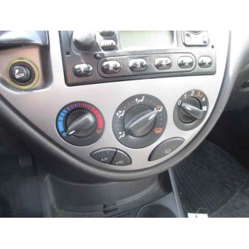 ford focus berlina (cak) del año 2003