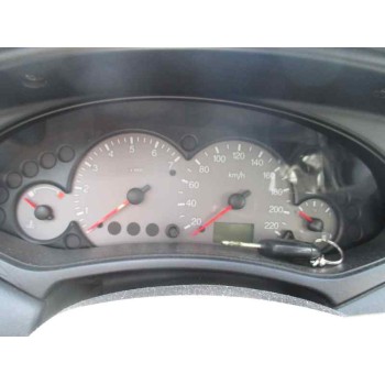 ford focus berlina (cak) del año 2003