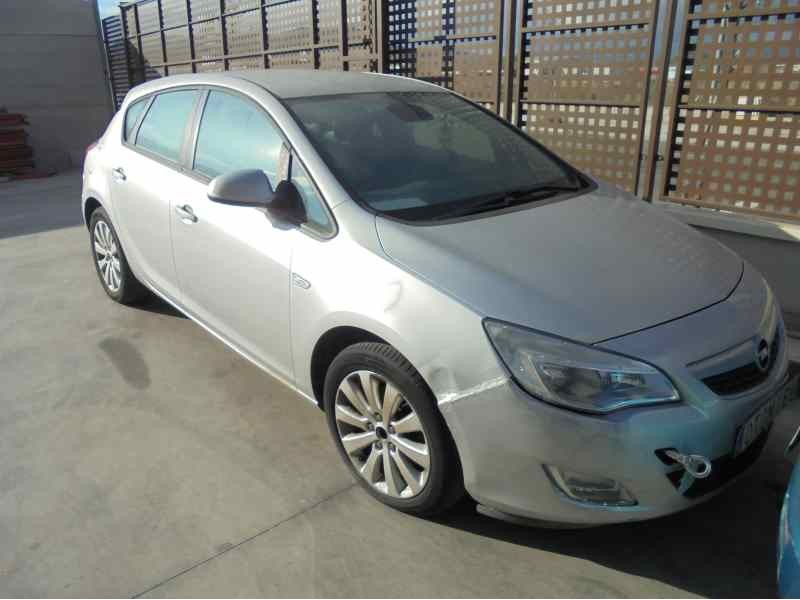 OPEL ASTRA J LIM.