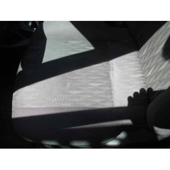 ford focus berlina (cak) del año 2003