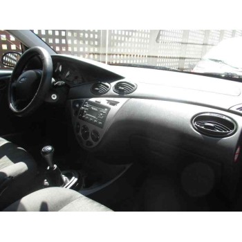 ford focus berlina (cak) del año 2003
