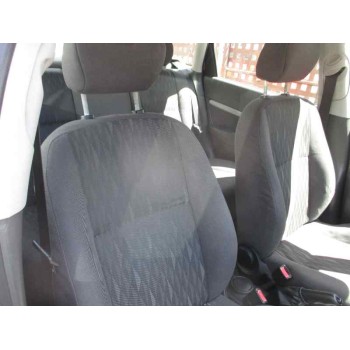 ford focus berlina (cak) del año 2003