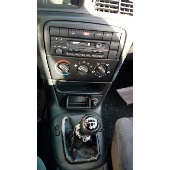 opel vectra b berlina del año 1999