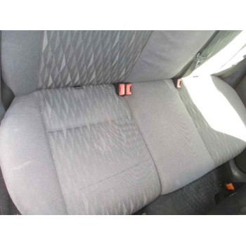 ford focus berlina (cak) del año 2003