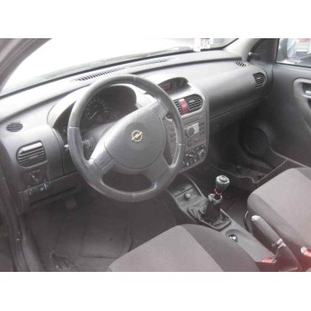 opel corsa c del año 2004