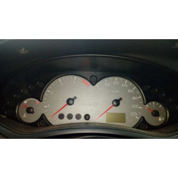 ford focus berlina (cak) del año 2003