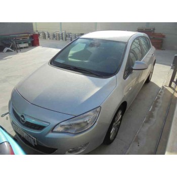 opel astra j lim. del año 2011