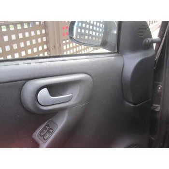 opel corsa c del año 2004