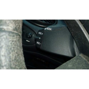 ford focus berlina (cak) del año 2003