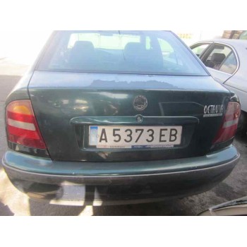 skoda octavia berlina (1u2) del año 1999