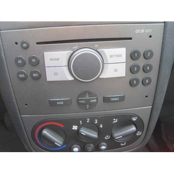 opel corsa c del año 2004