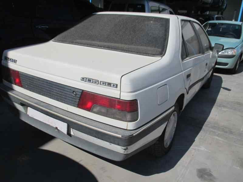 PEUGEOT 405 BERLINA