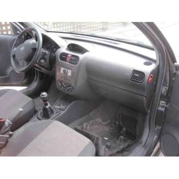 opel corsa c del año 2004