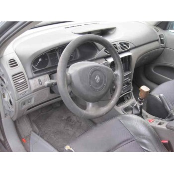 renault laguna ii (bg0) del año 2002