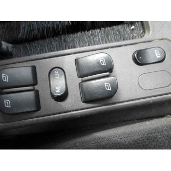 saab 9-3 berlina del año 2001